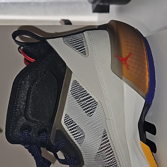 Air Jordan XXXVII Light Bone Fire Red Black Retro Men's 13 - Picture 3 of 17